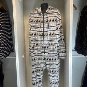 Men’s Sleepy Time Pajamas in Size 2XL